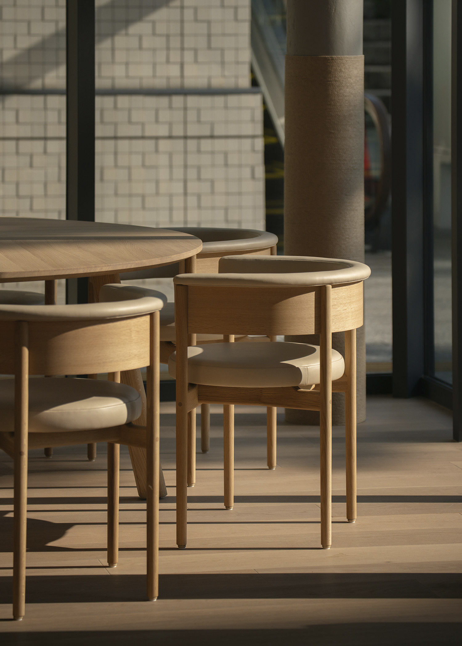 KARIMOKU CASE | News | COMPLETING INTERIOR OF THE NEW BLUE