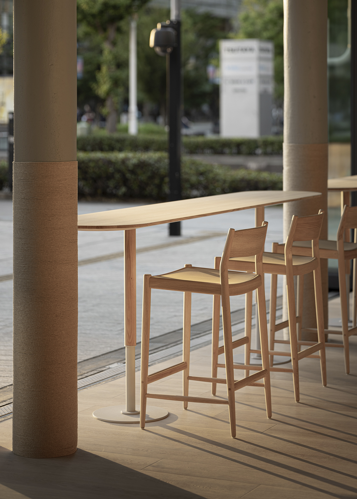 KARIMOKU CASE | News | COMPLETING INTERIOR OF THE NEW BLUE